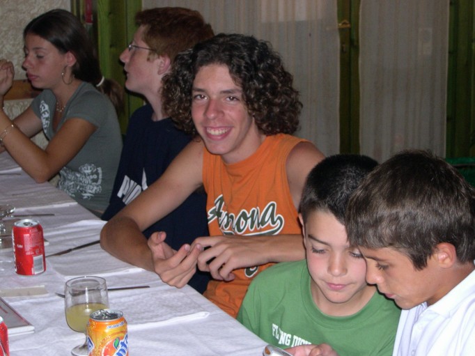 andrea_r_2005.jpg (81215 byte)